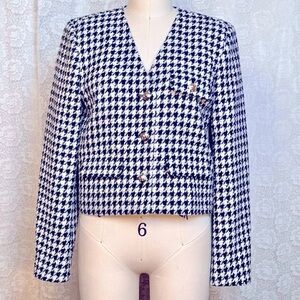 Anine Bing Black and white houndstooth cropped blazer.  Women’s small